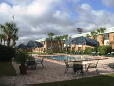 ramada-pool